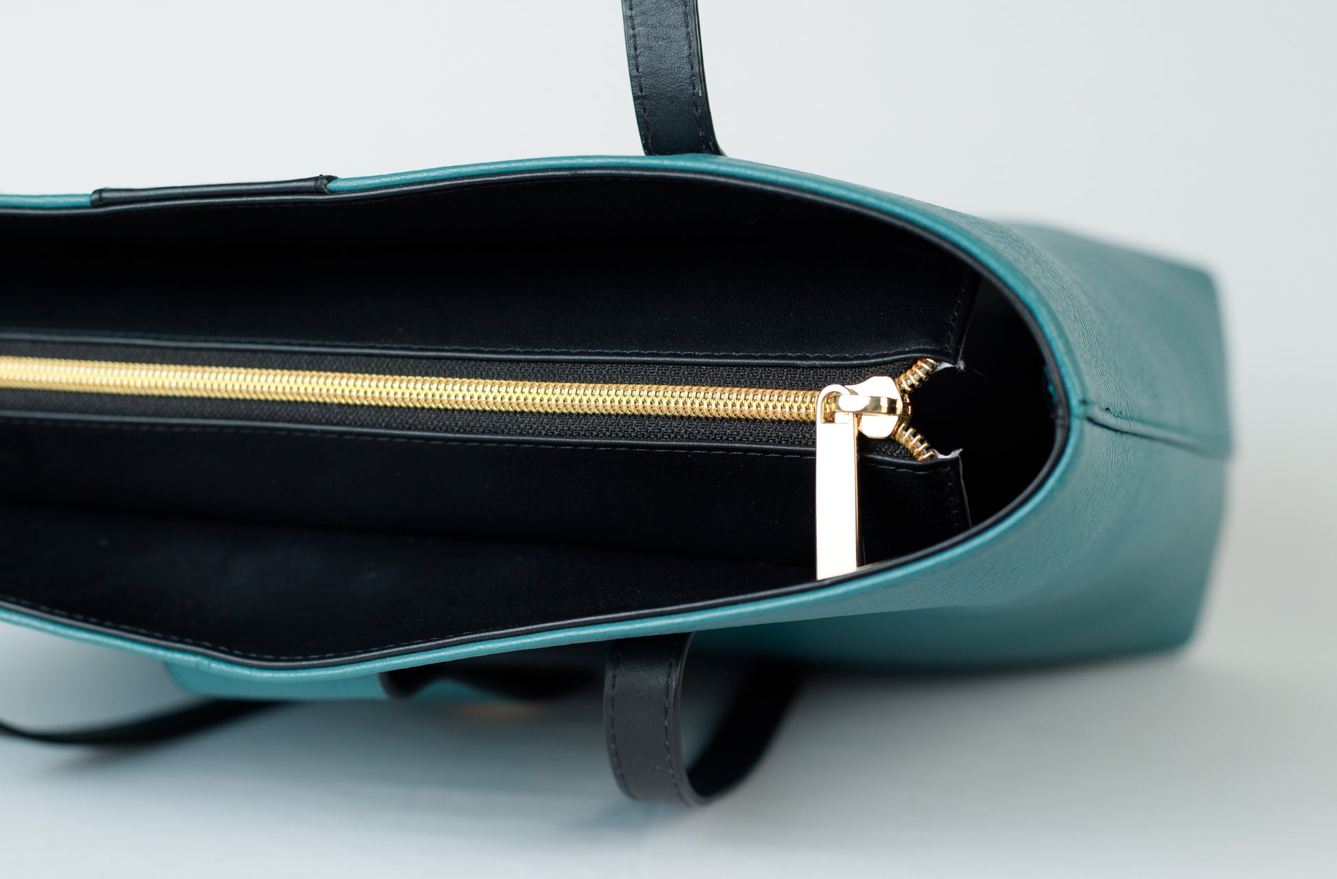 ASTRA TOTE - TEAL